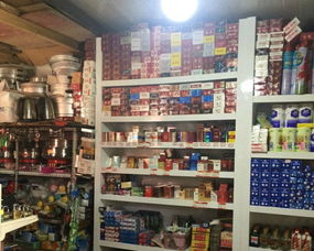 二十年信誉积累 西山35平米日用百货超市带烟酒证转让